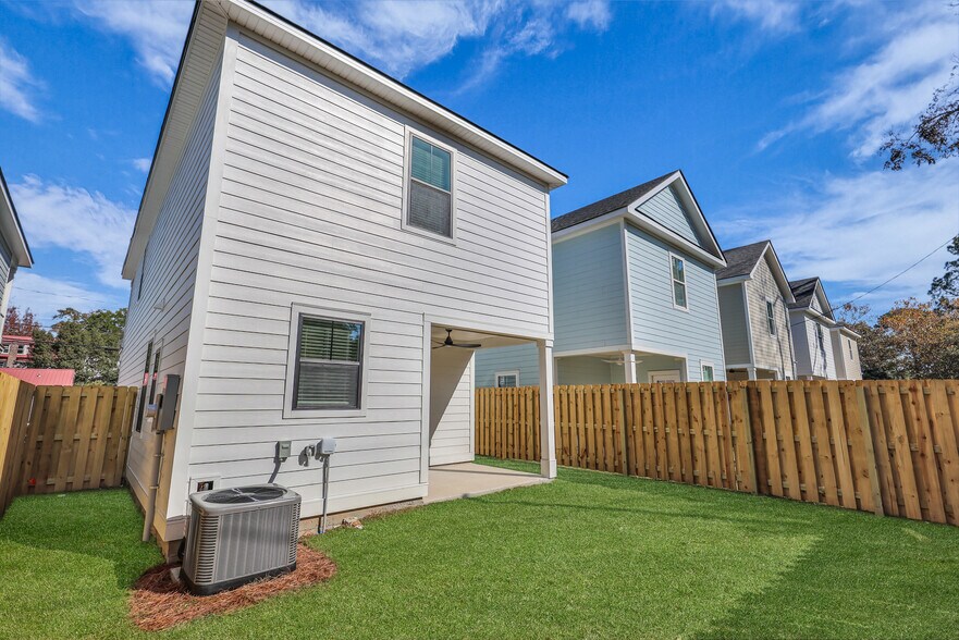 More Photos Of , Savannah Specialty For Sale