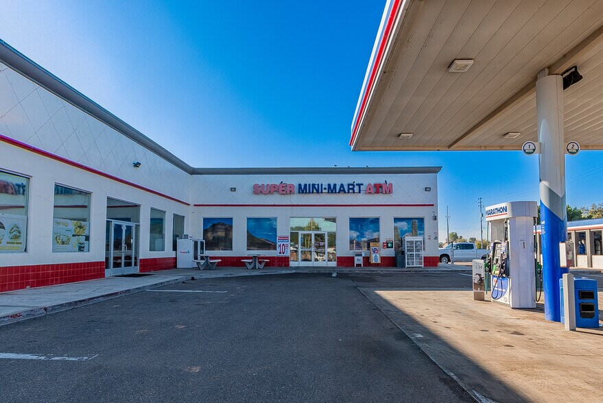 More Photos Of 611 E Main St, Somerton Service Station For Sale