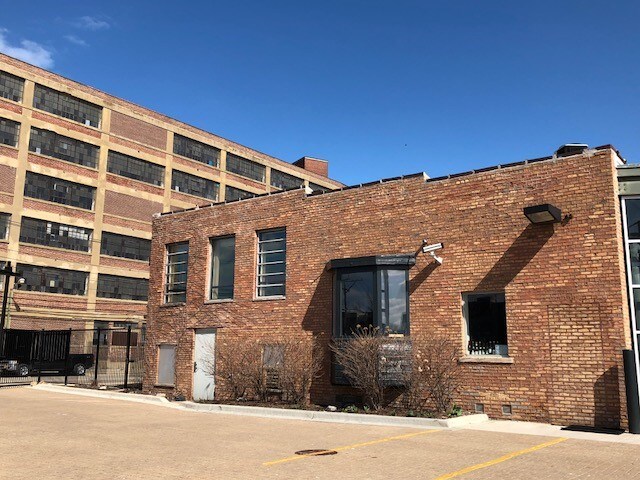 Primary Photo Of 1000 N North Branch St, Chicago Office For Lease