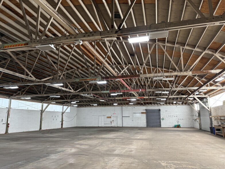 More Photos Of 2350 Alvarado St, San Leandro Warehouse For Lease