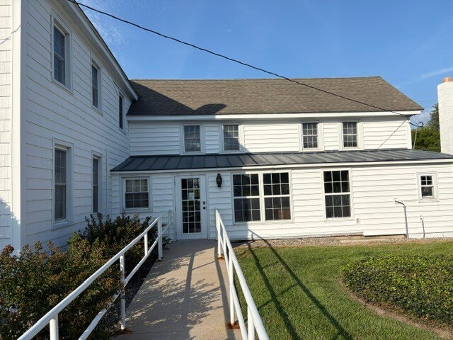 More Photos Of 103 W Pine St, Georgetown Office For Sale