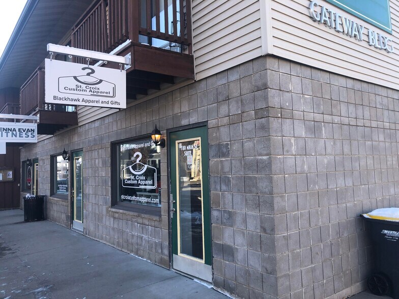 More Photos Of 780 Main St, Baldwin Storefront Retail Residential For Lease