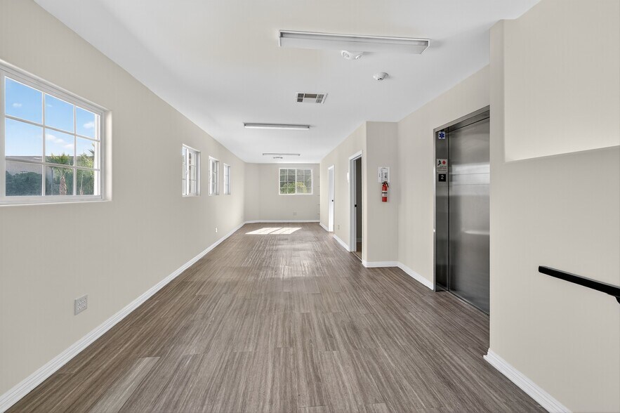 More Photos Of 447 N Prairie Ave, Inglewood Medical For Lease