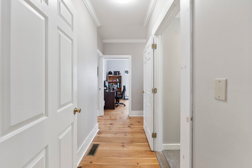 More Photos Of 2204 Woodbury Ave, Newington Office For Sale