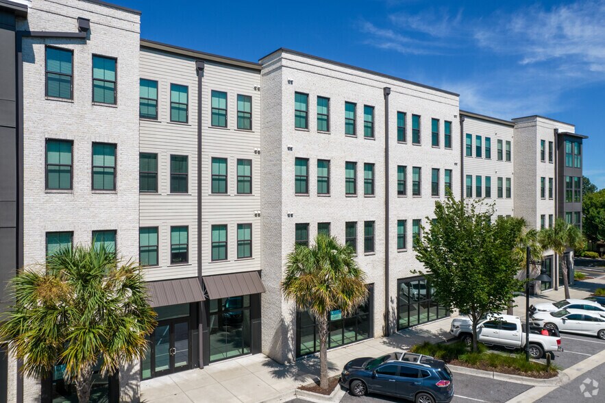 More Photos Of 1421 Shucker Cir, Mount Pleasant Apartments For Lease