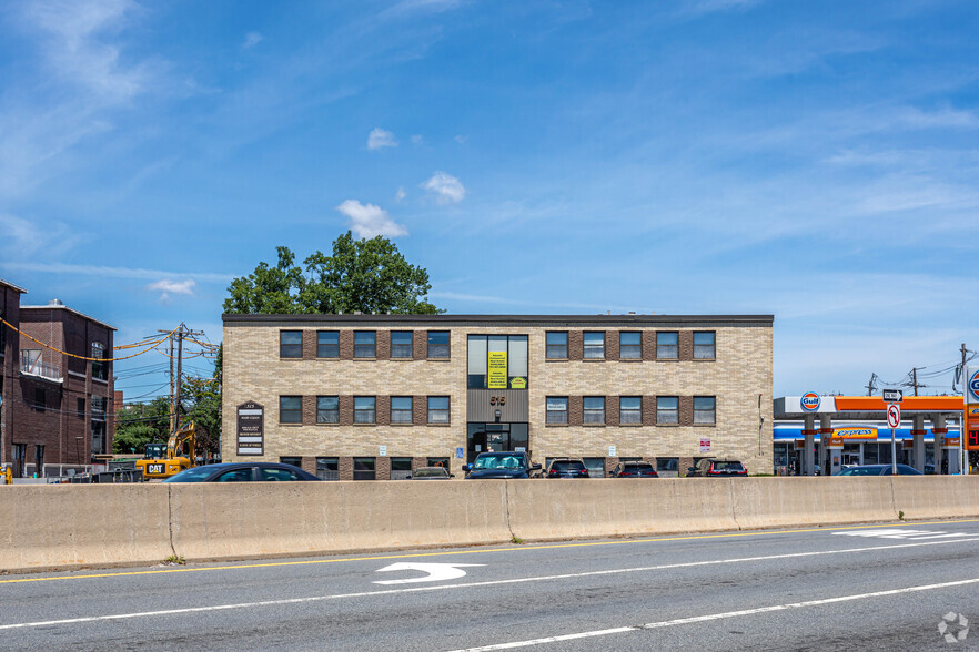 Primary Photo Of 515 Providence Hwy, Dedham Office For Lease