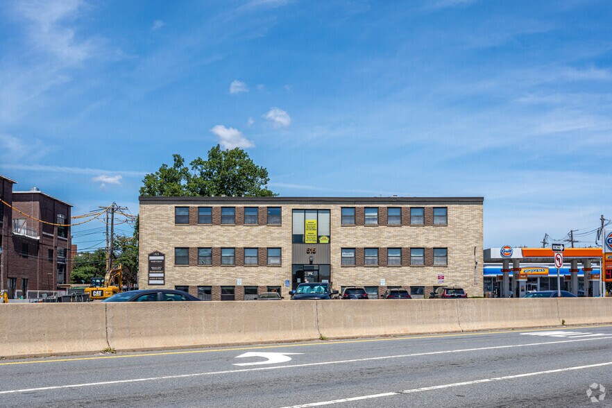 More Photos Of 515 Providence Hwy, Dedham Office For Lease