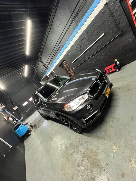 More Photos Of 585 Route 303, Blauvelt Auto Repair For Sale