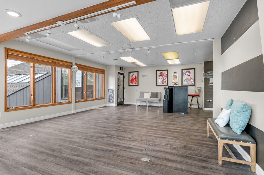 More Photos Of 29713 Troutdale Scenic Dr, Evergreen Office For Sale