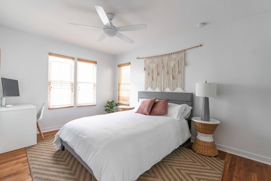 More Photos Of 4851-4855 Narragansett Ave, San Diego Apartments For Sale