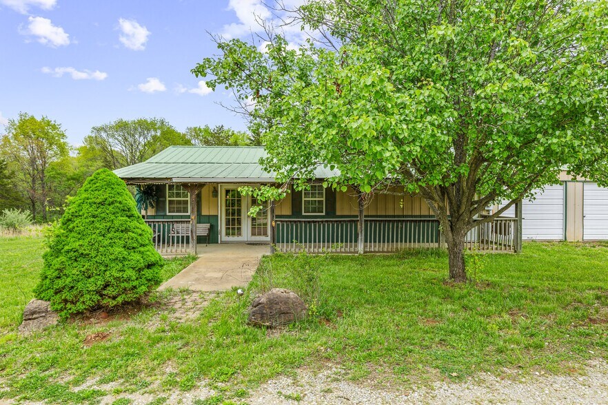 More Photos Of 99 Roper Dr, Park Hills Self Storage For Sale