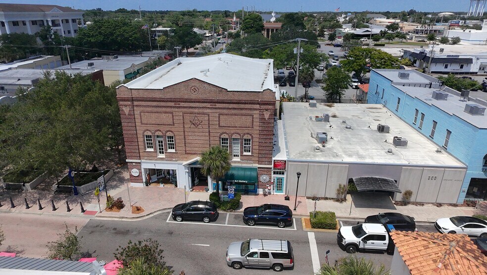 More Photos Of 319 Brevard Ave, Cocoa Storefront Retail Office For Sale