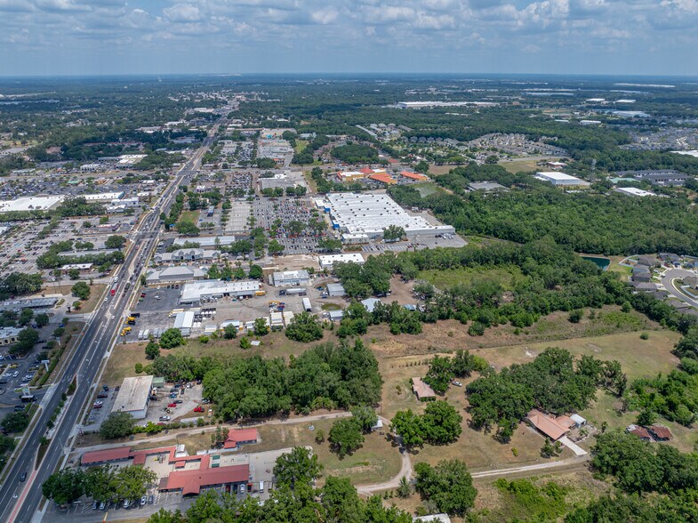 More Photos Of 2900 James L Redman Pky, Plant City Freestanding For Sale