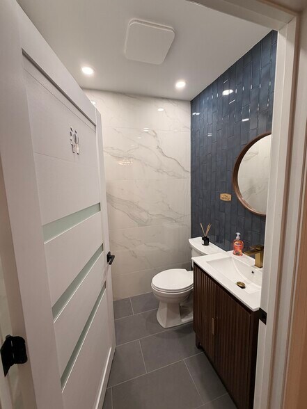 More Photos Of 24 Battle St, Somers Medical For Lease