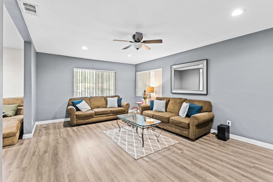 More Photos Of 9106-9110 Mission Blvd, Riverside Storefront Retail Residential For Sale