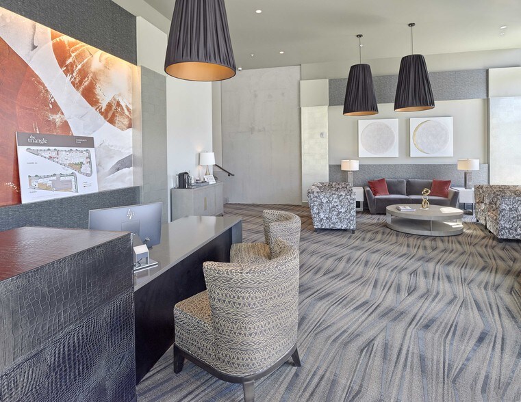 More Photos Of 16450 Redmond Way, Redmond Apartments For Lease