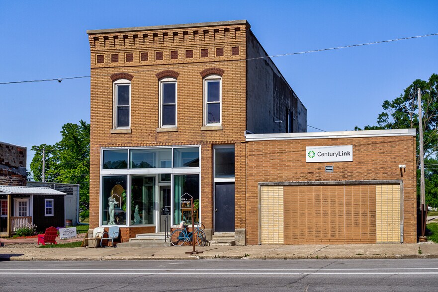 More Photos Of 611 Main St, Jewell Storefront Retail Residential For Sale