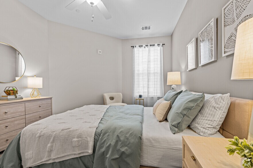 More Photos Of 3061 Godwin Blvd, Suffolk Multifamily For Sale