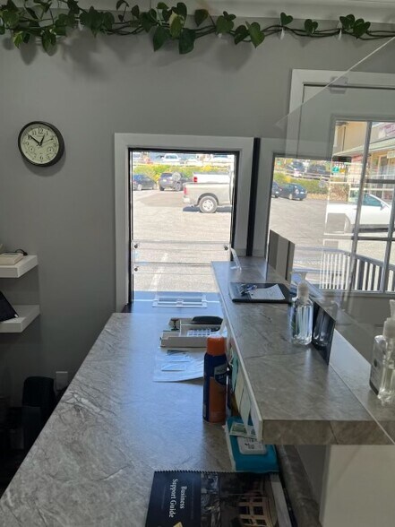 More Photos Of 550 S Auburn St, Colfax Hotel For Sale