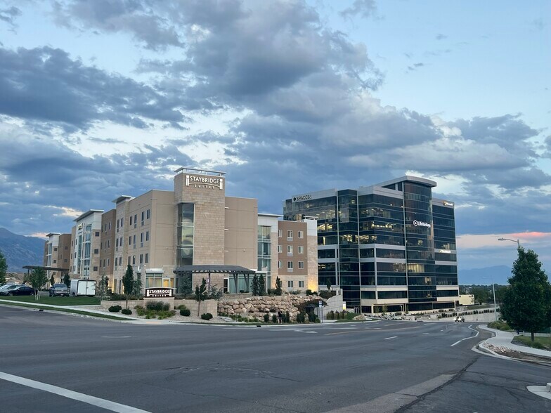 More Photos Of 3451 N Triumph Blvd, Lehi Office For Lease
