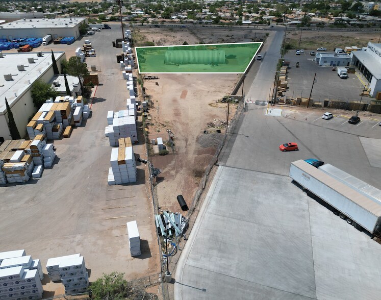 More Photos Of 9690 Railroad Dr, El Paso Warehouse For Lease