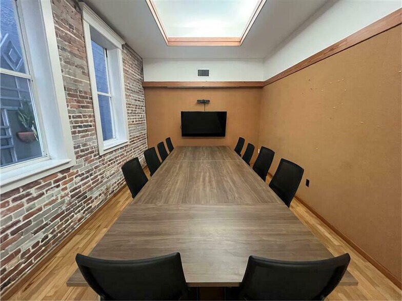 More Photos Of 110 S Kentucky Ave, Lakeland Office For Lease