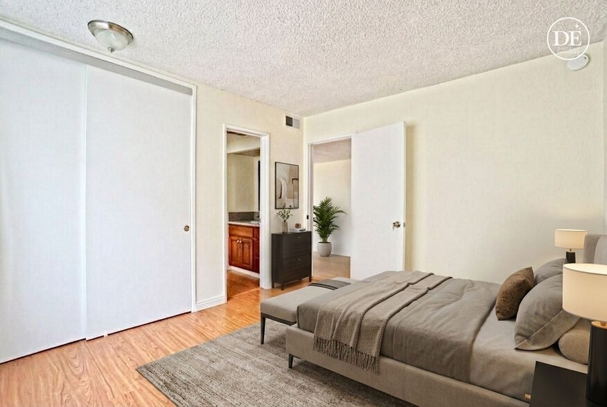 More Photos Of 933 New Depot St, Los Angeles Apartments For Sale