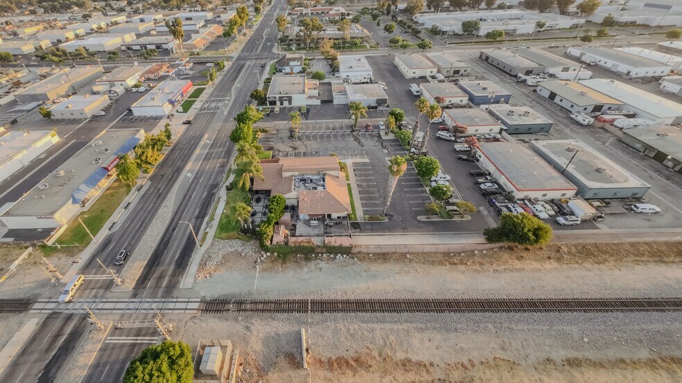 More Photos Of 60 N Mountain Ave, Upland Restaurant For Sale