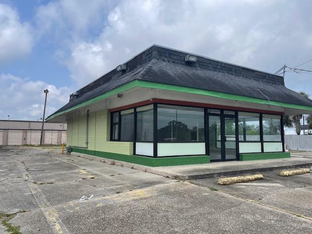 More Photos Of 7100 Downman Rd, New Orleans Freestanding For Sale