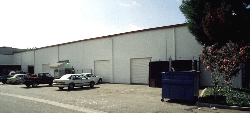 More Photos Of 10941 La Tuna Cyn, Sun Valley Warehouse For Sale