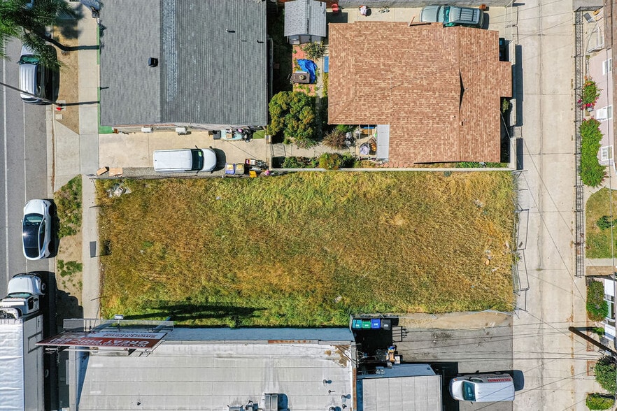 More Photos Of 1933 Glenoaks, Glendale Land For Sale