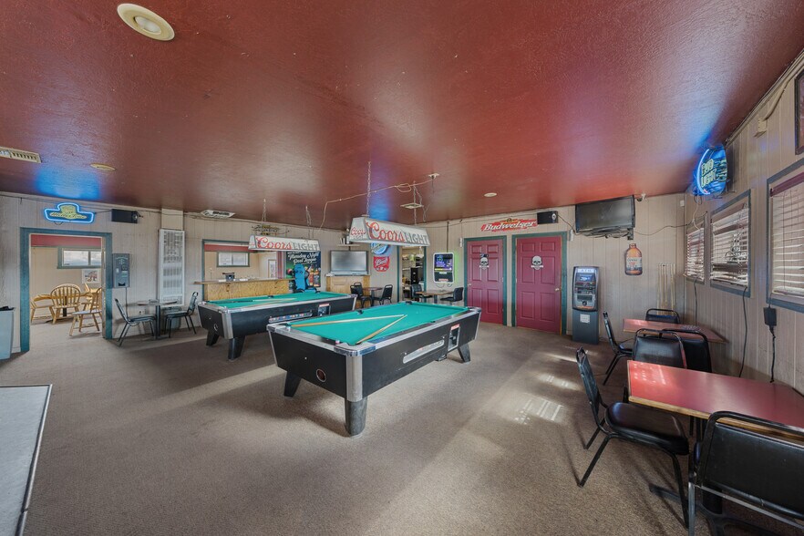 More Photos Of 6008 Frontage rd, Dayton General Retail For Sale