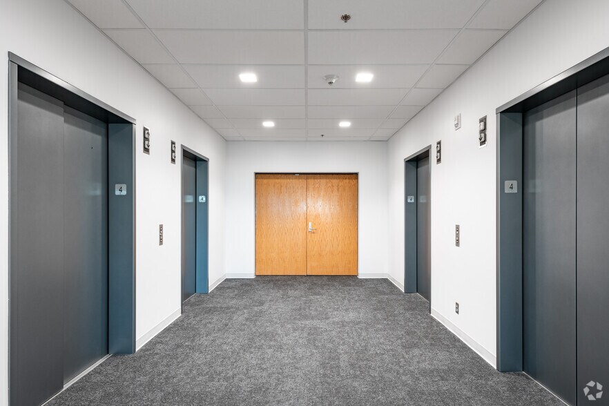 More Photos Of 1601 Lind Ave SW, Renton Office For Sale