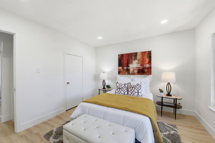 More Photos Of 2115 University Ave, Mountain View Multifamily For Sale