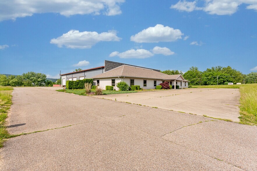 More Photos Of 55 Pleasants Industrial Park, Waverly Warehouse For Sale