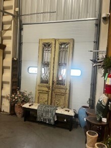 More Photos Of 114 Homestead Rd, Evergreen Showroom For Sale