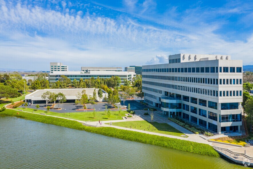 More Photos Of 255 Shoreline Dr, Redwood City Office For Lease