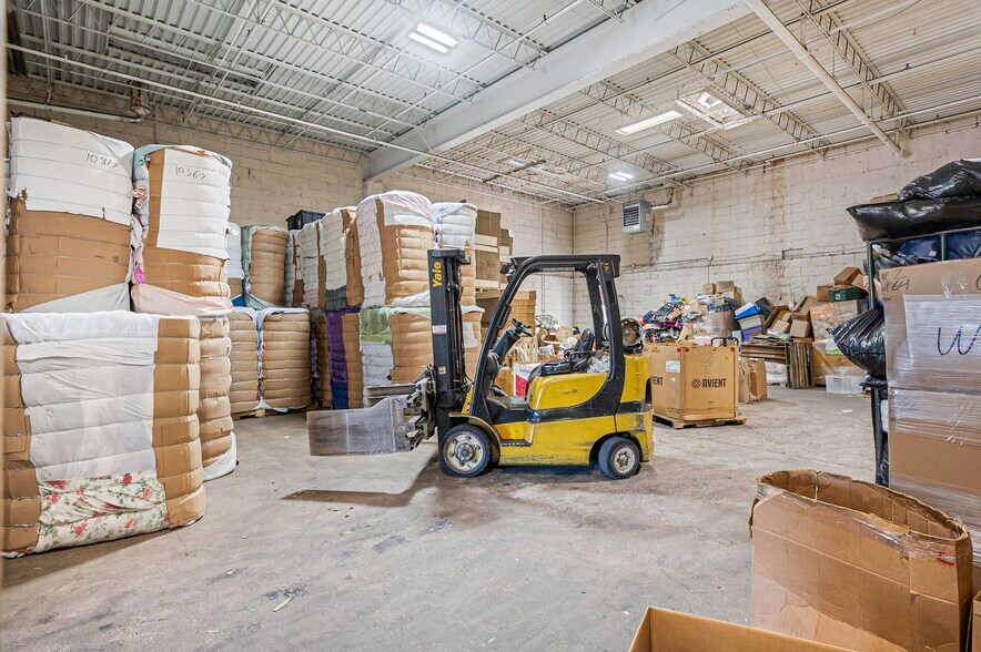 More Photos Of 1245 Marconi Blvd, Copiague Warehouse For Sale