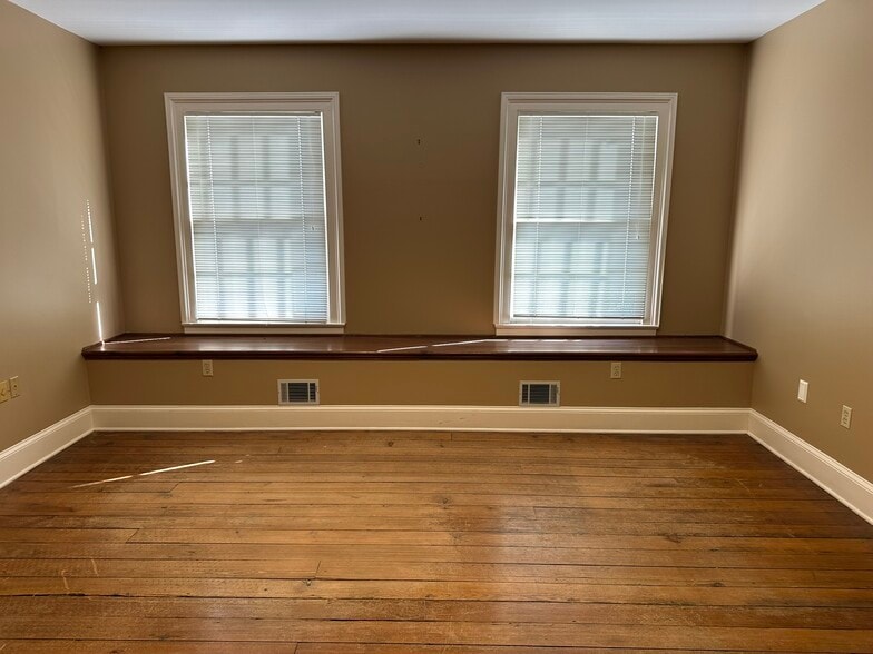 More Photos Of 431 Walker St, Augusta Loft Creative Space For Lease