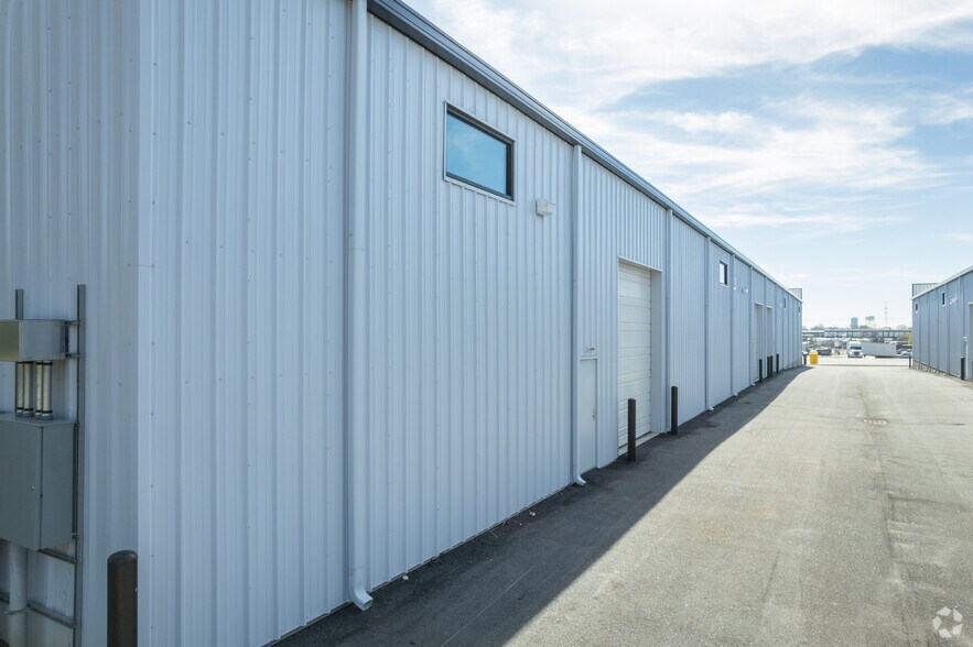 More Photos Of 252 Plemmons Rd, Duncan Unknown For Lease