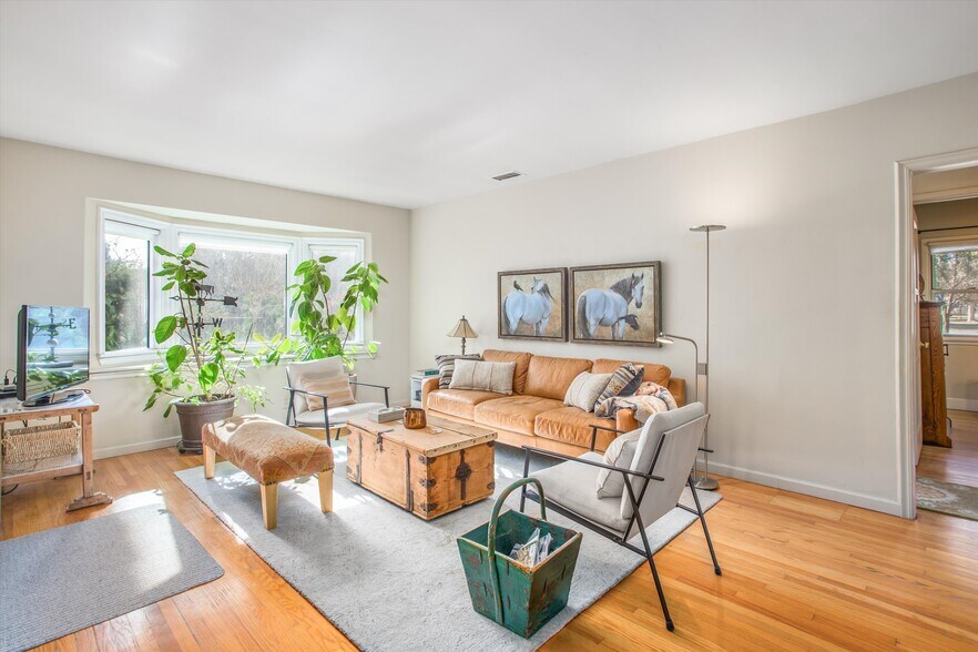 More Photos Of 11138 Laurel Ave, Bloomington Land For Sale