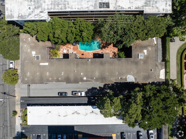 More Photos Of 710 Laurel Ave, San Mateo Apartments For Sale