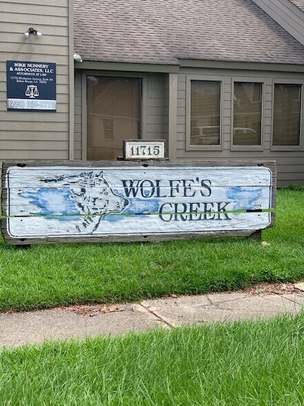 More Photos Of 11715 Bricksome Ave, Baton Rouge Office For Sale