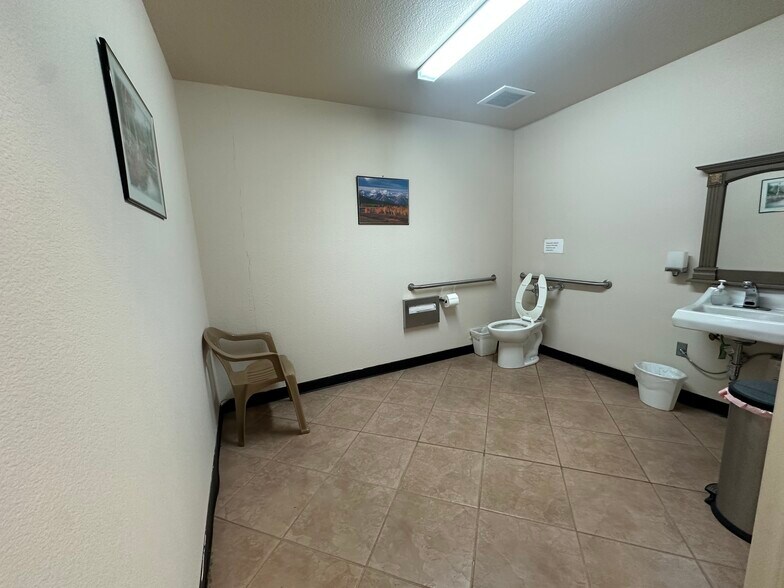 More Photos Of 5159 Lone Tree Way, Antioch Medical For Sale