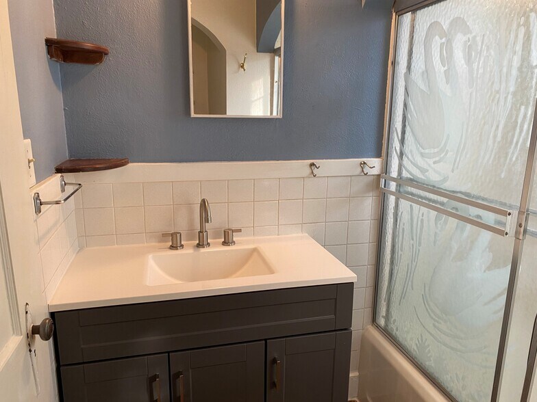 More Photos Of 135-145 Cleveland Ave, Loveland Warehouse For Sale