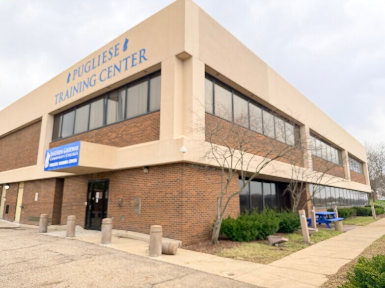 More Photos Of 110 John Scott Hwy, Steubenville Medical For Lease