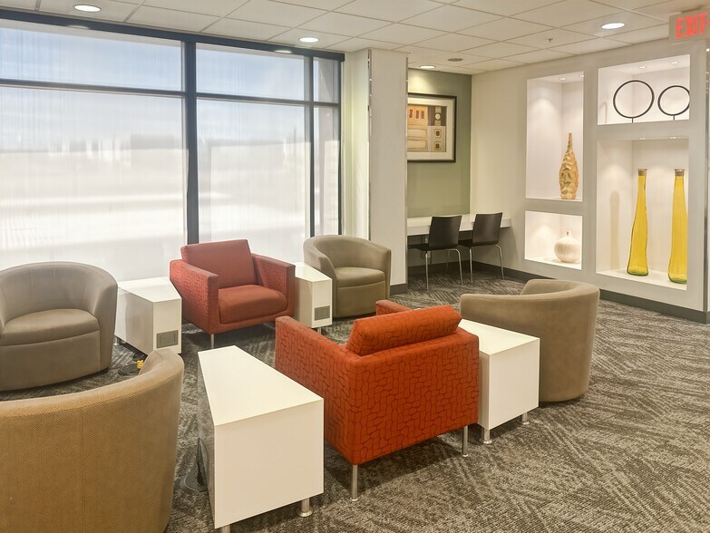 More Photos Of 7455 Arroyo Crossing Pky, Las Vegas Coworking Space