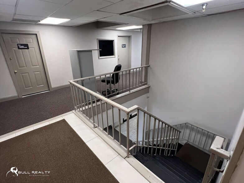 More Photos Of 4854 Old National Hwy, College Park Office For Lease