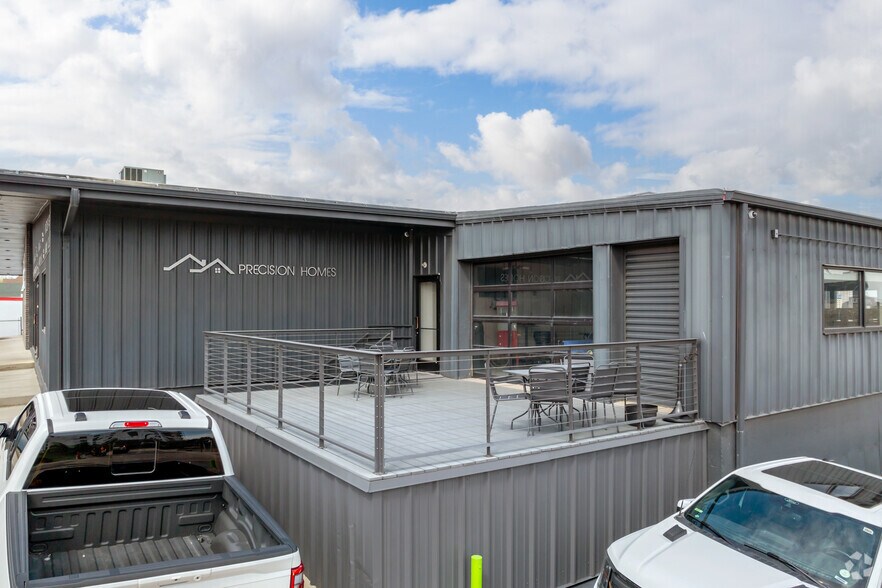 More Photos Of 1900 Federal Blvd, Denver Warehouse For Sale