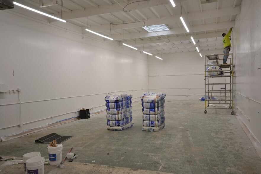 More Photos Of 727-733 Dwight Way, Berkeley Distribution For Lease